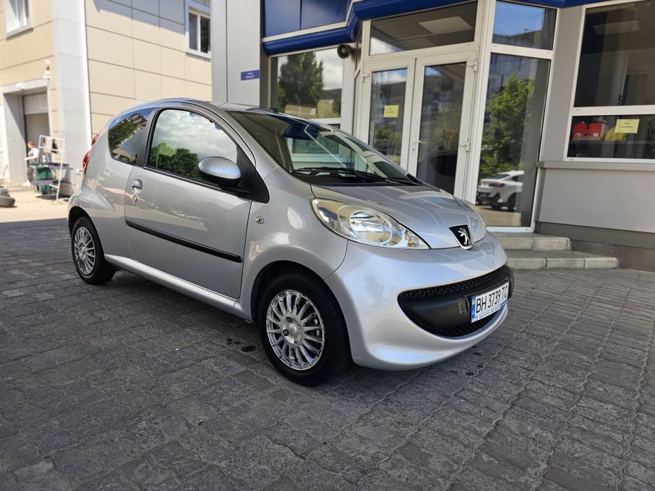 Peugeot 107 1,0AT