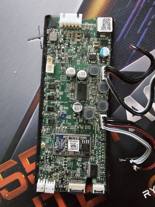 JBL Flip 4 плата