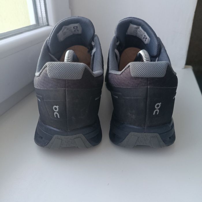 Кросівки On Cloudventure running розм.45.Waterproof