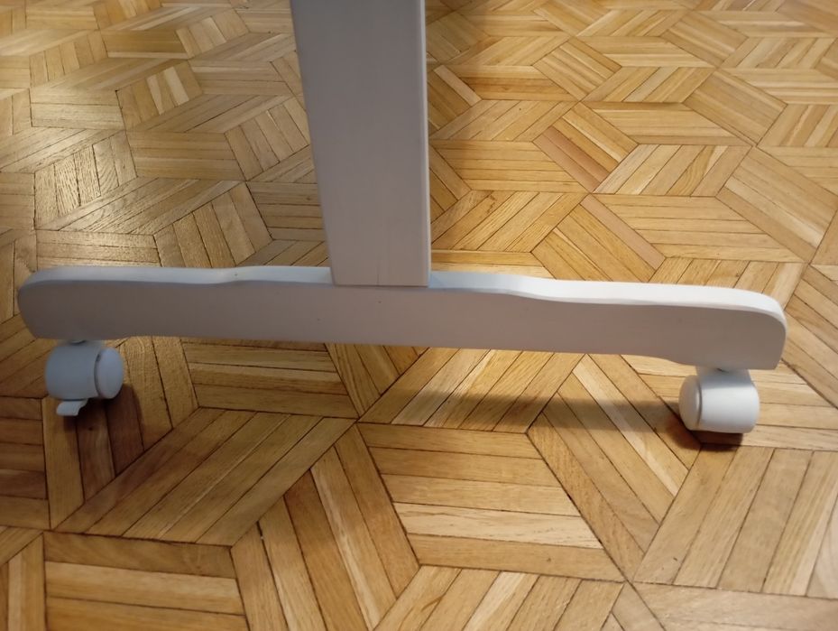 Kołyska niemowlęca biała
