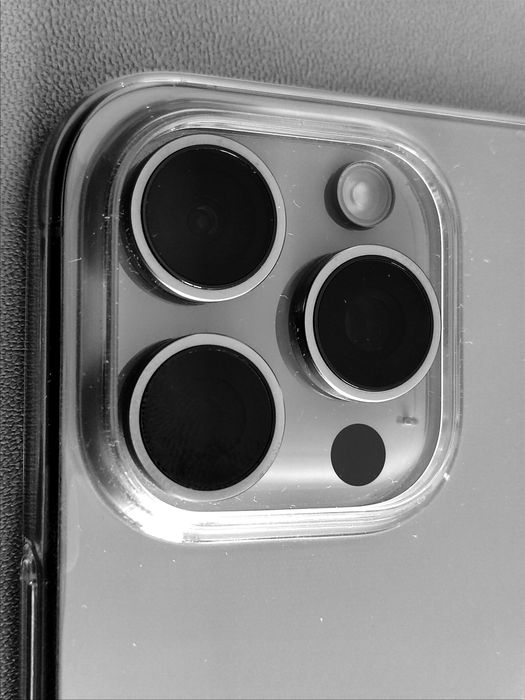 iPhone 15 Pro Max - 98% BATERIA - Garantia e Fatura como Novo