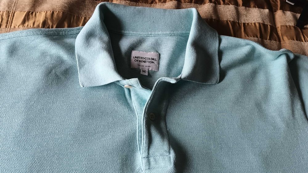 Polo verde água da Benetton