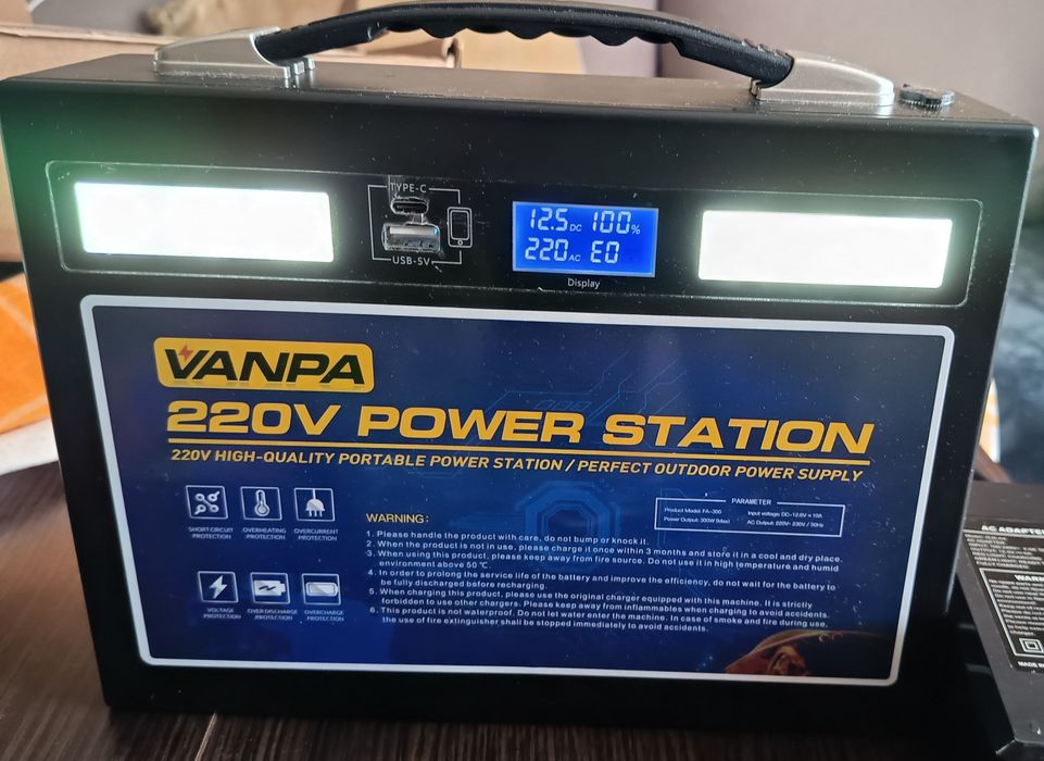 Зарядна станція Vanpa 300W на 90000mAh