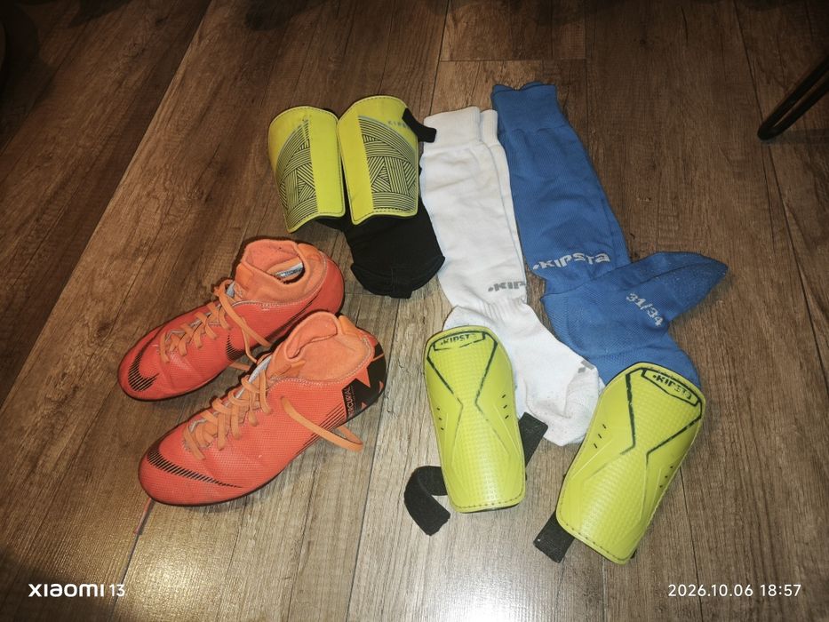 Korki Nike Mercurial 35,5 + ochraniacze x2,  podkolanówkix2