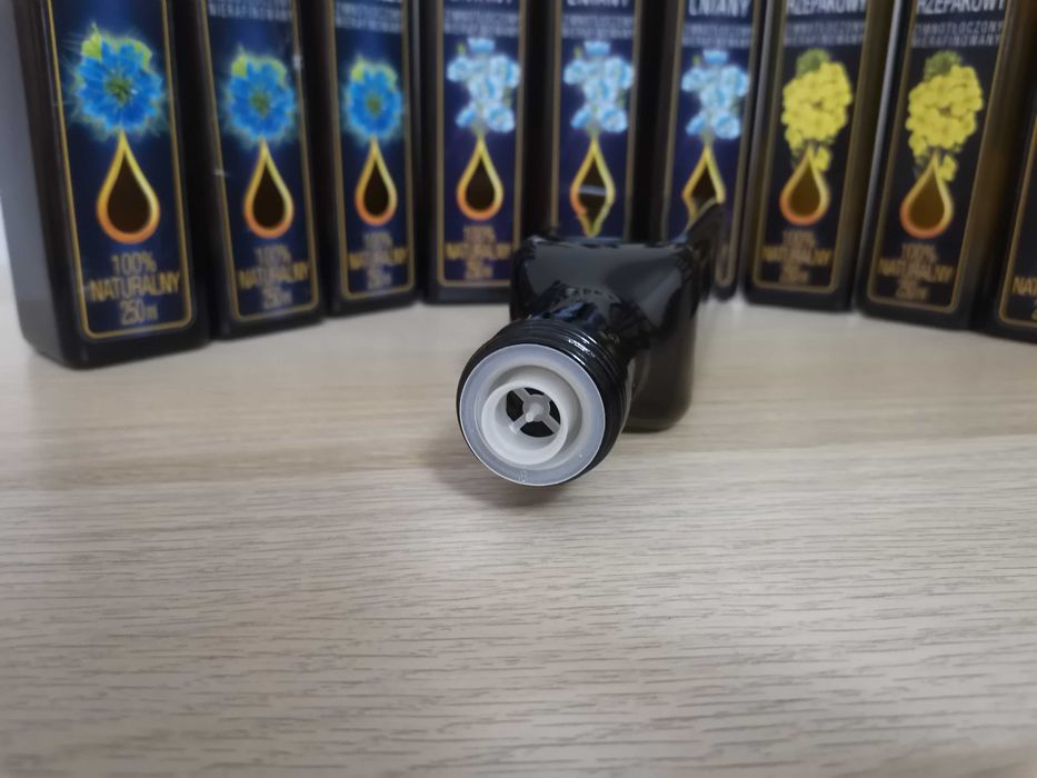 Olej tłoczony na zimno len, rzepak lub czarnuszka.Tylko 11,50 PLN.