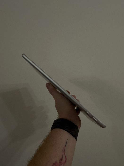 Apple Ipad 9.7 128 apple pencil у відміному стані