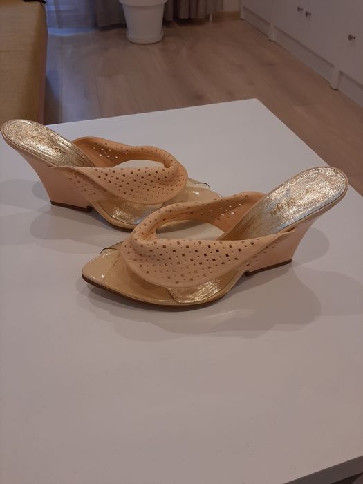 Сабо,на танкетке