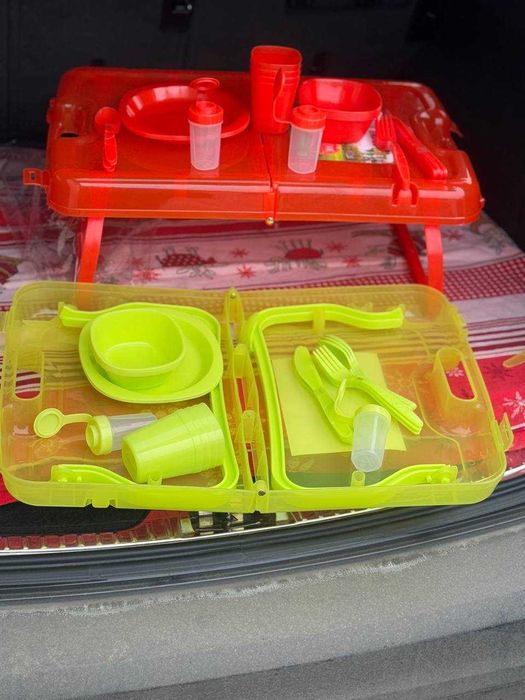 Набір для пікніка 4 особи 27 предметів