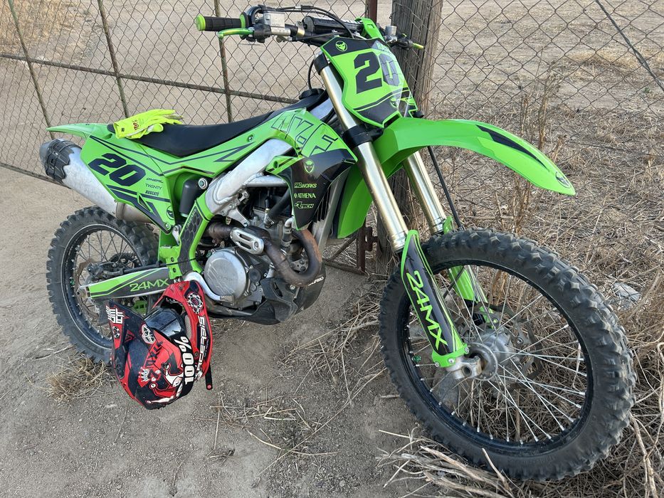 Vendo ou Troco kx 450,2020