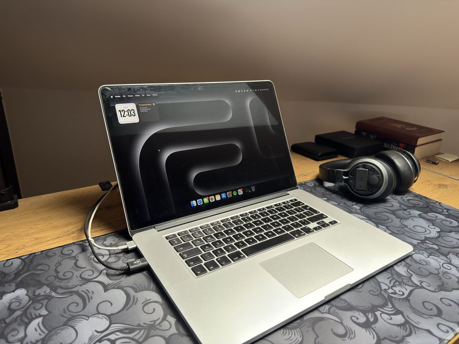 Macbook Pro a1398 2015 mid