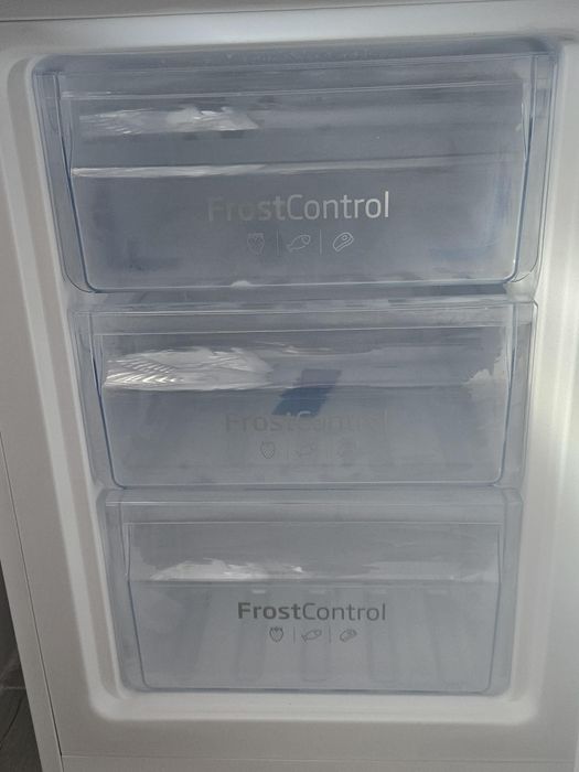 Nowa lodówka Amica   FrostControl    FK200.4(E)