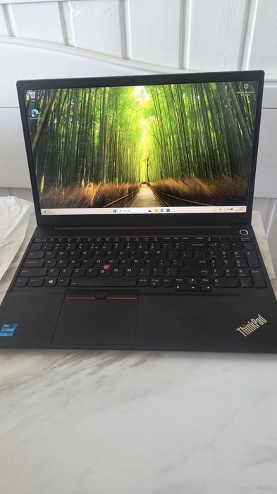 Laptop Lenovo ThinkPad E15 G2 jak nowy