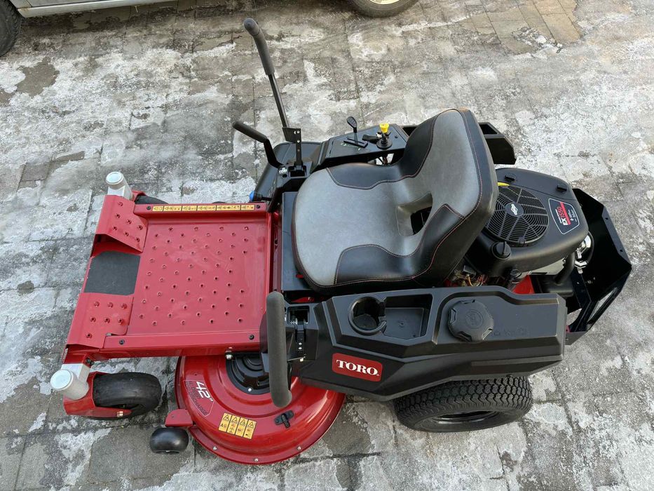 Traktorek Kosiarka Nowy Toro Zero Turn Rok 2025