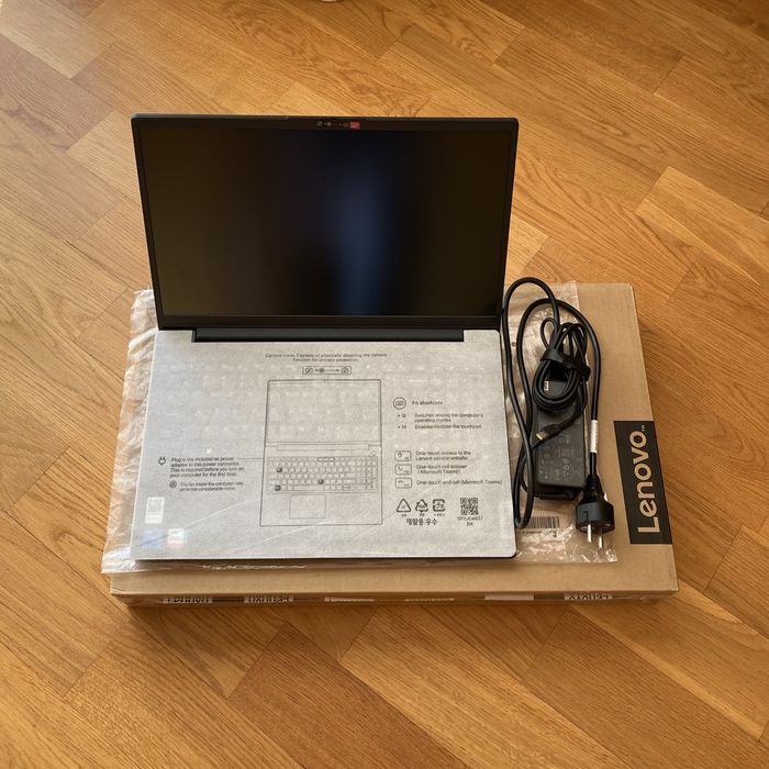 Ноутбук Lenovo V15 15.6” 10 ядер 16 gb RAM 500SSD