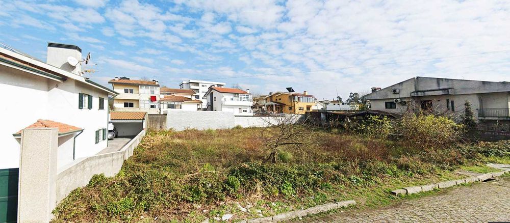 Terreno urbano de 405 m²  — Lote 27, Folgosa, Maia