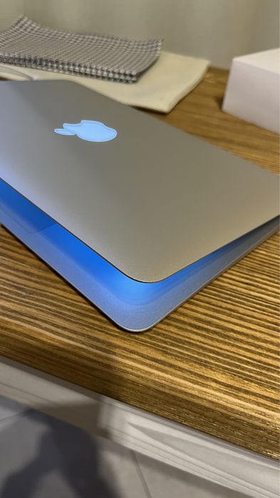 MacBook Air 11 A1465