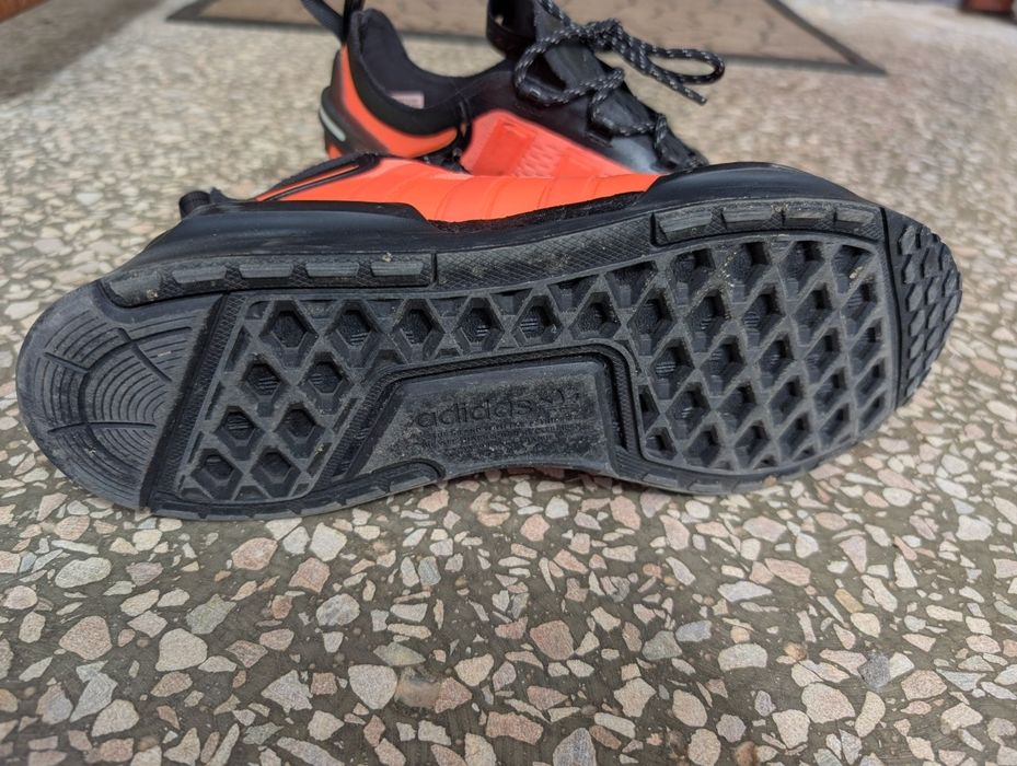 Кросівки Adidas 43