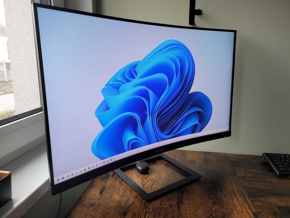 Philips 322E1C zakrzywiony ekran odbiór osobisty