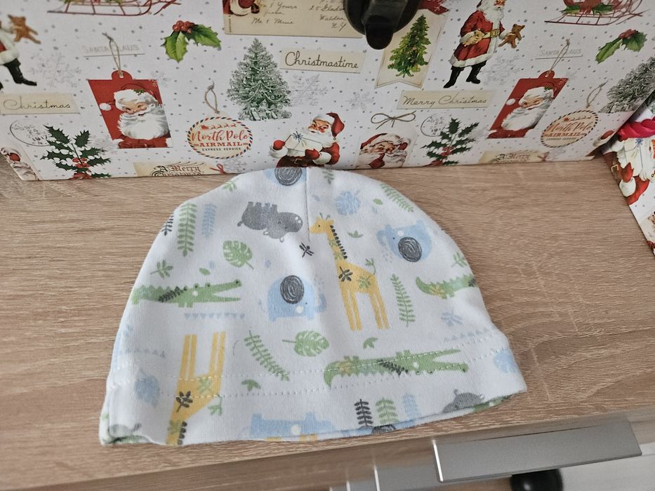 Czapeczka dla niemowlakiem