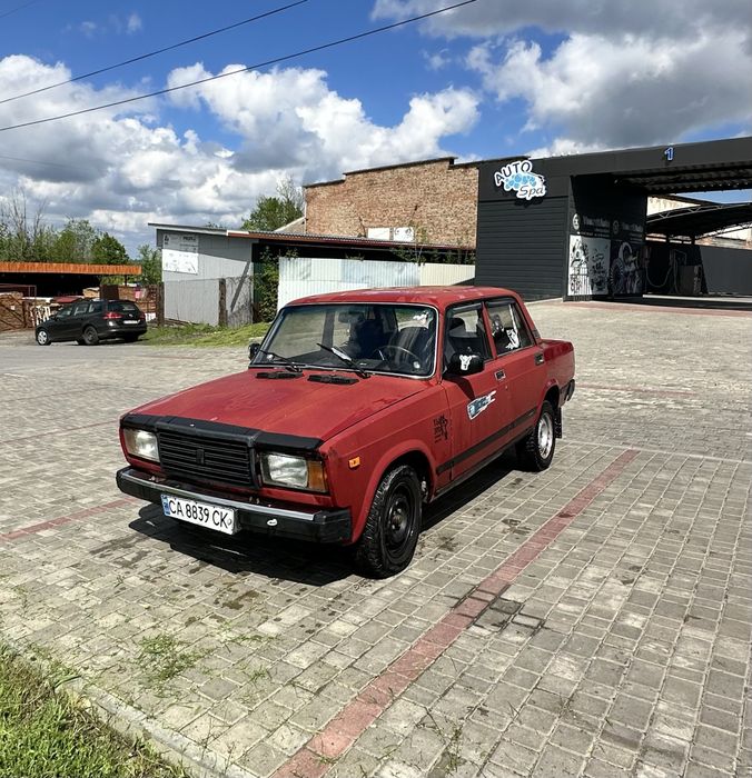 Продам Ваз 2107 на бойовому ходу