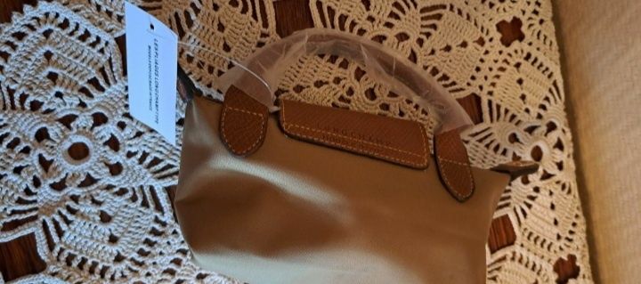 Torebka mini Longchamp jasna Nowa