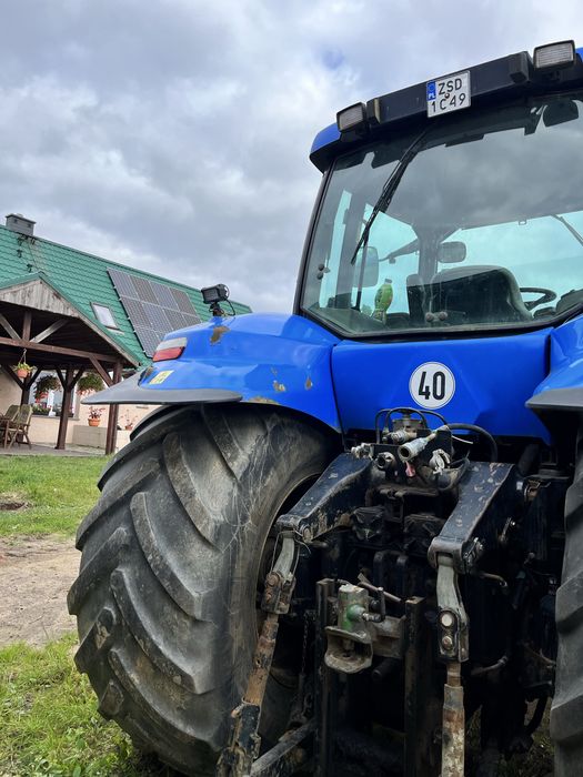 New Holland T8030
