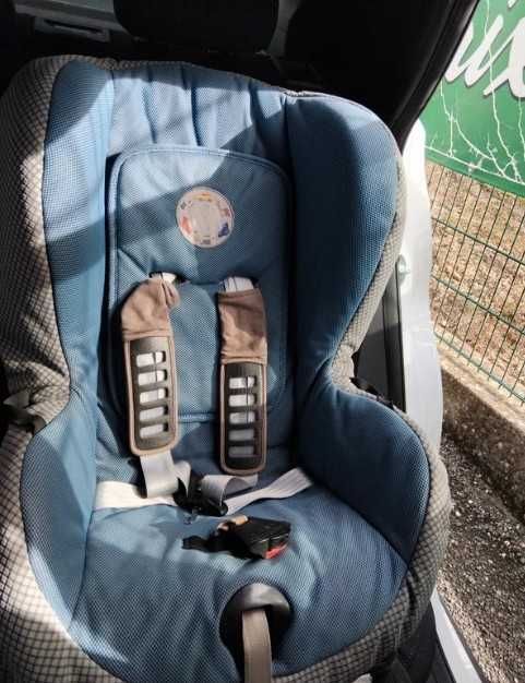 2 Cadeiras Bebé Auto VW Isofix