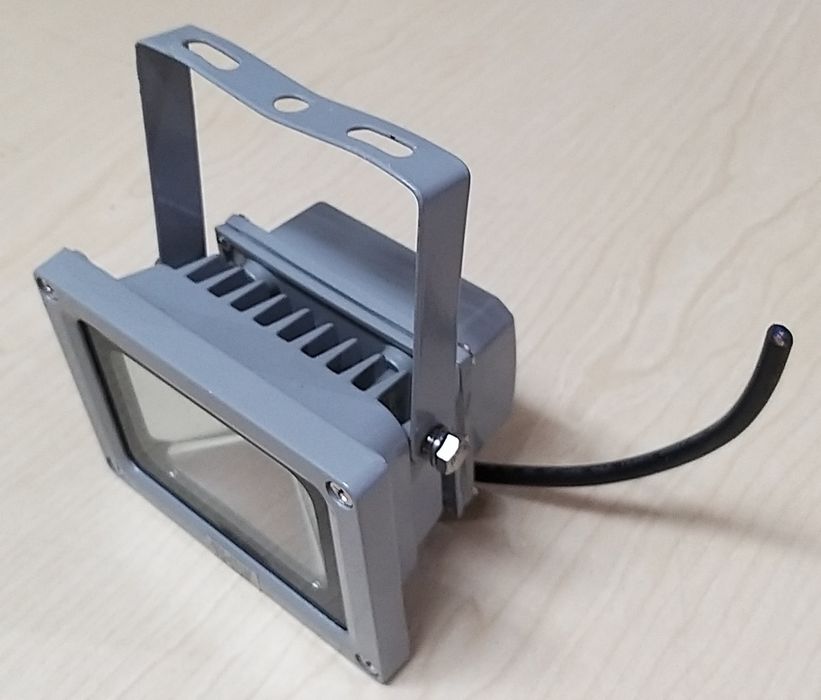 Foco Led de 220v.