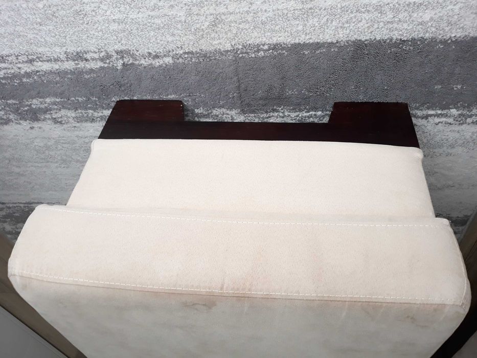 Pufa Agata Meble Cuba beżowa 60x60 wys 40