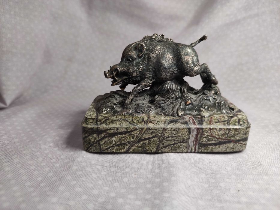 Статуэтка серебряная