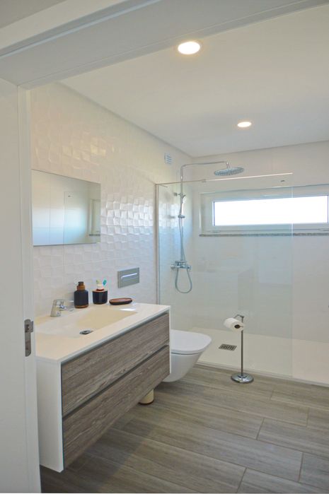 Moradia Isolada T4 com Piscina e Suita totalmente equipada com AC