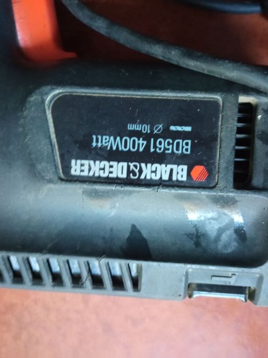 Máquina  de furar Black decker