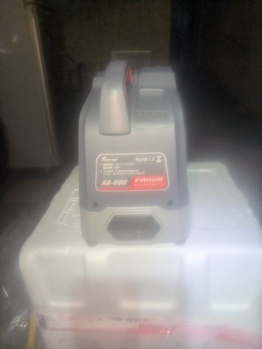 Програматор станок для ключів xhorse