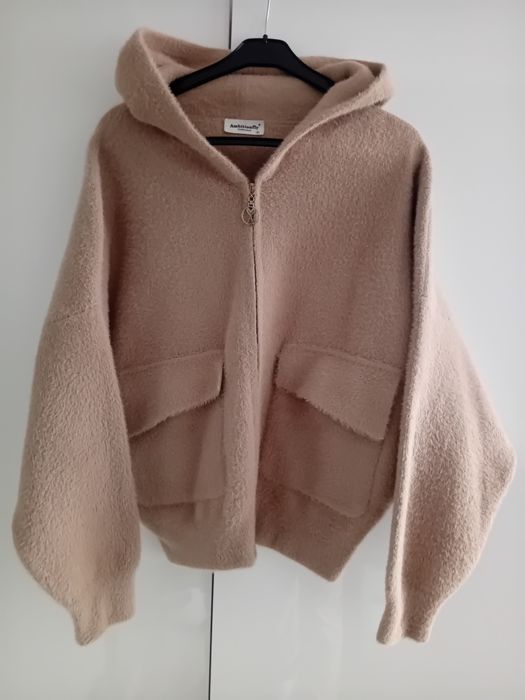 Kurtka alpaka beżowa