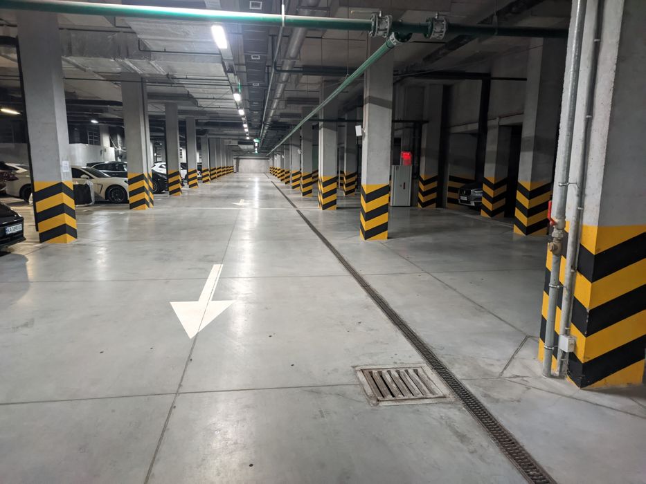 Паркомісце  за КРАЩОЮ ЦІНОЮ в ЖК Нова Англія/ЖК Новая Англия