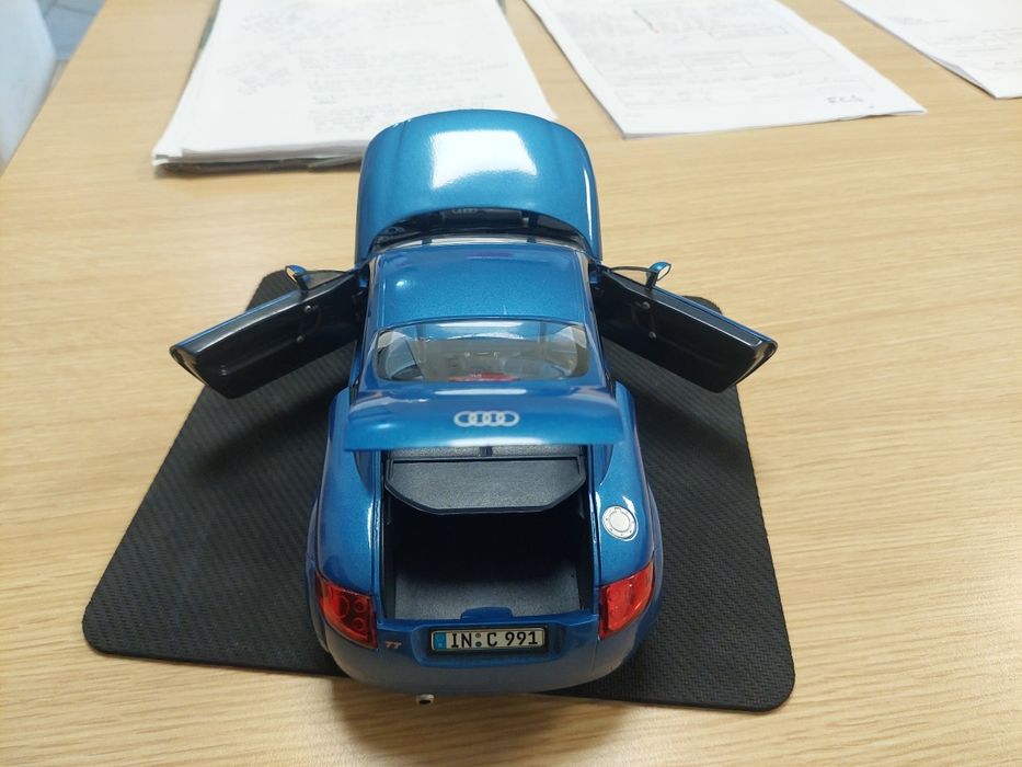 Miniaturas Audi TT Coupe/ Cabrio