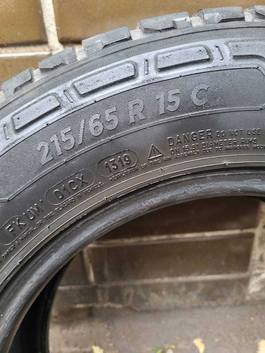 Шини Michelin Agilis CrossClimate 215 65 R15C