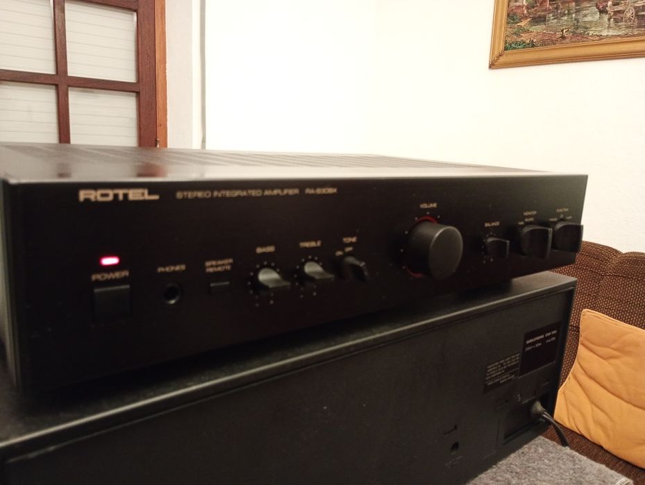 Amplificador integrado Rotel RA-930BX