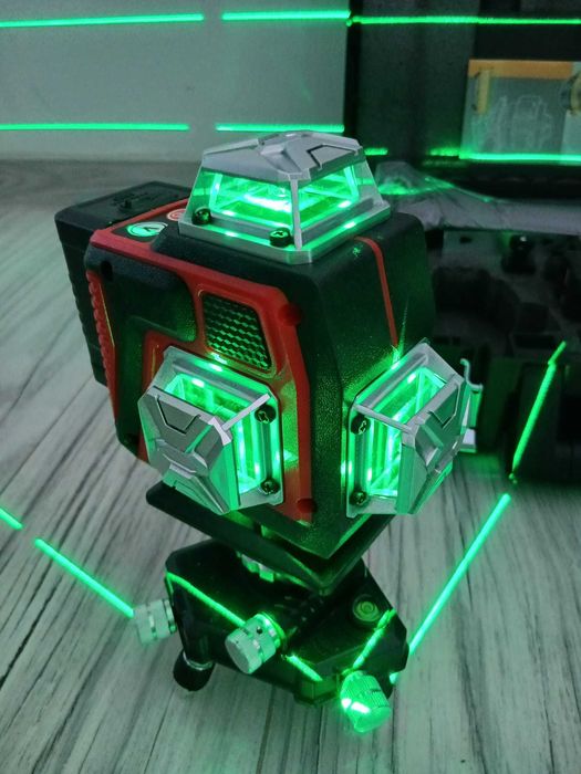Pozsiomica laserowa L FINE 4D 360 stopni + STATYW