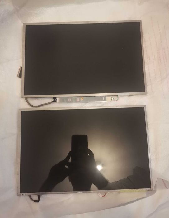 Ecrãs portáteis como novos 14" /  15"