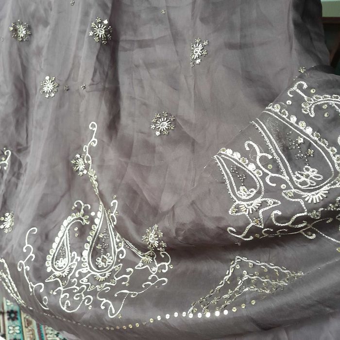 Spódnica jedwabna. Firmy Monsoon.