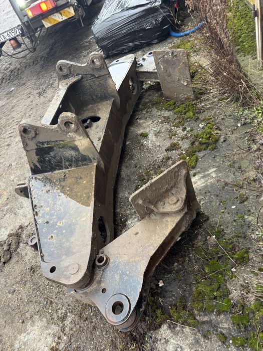 Łapy-Podpry do koparki bez siłowników Cat315