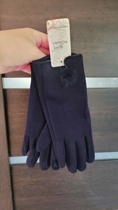 Granatowe nowe rękawiczki eleganckie z puszkiem r. 8.5