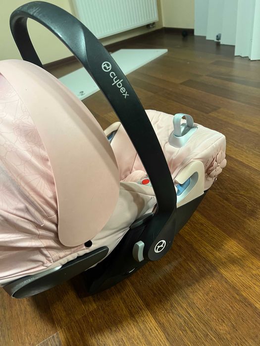 Piękny różowy Cybex Cloud T SIMPLY Flowers. Okazja