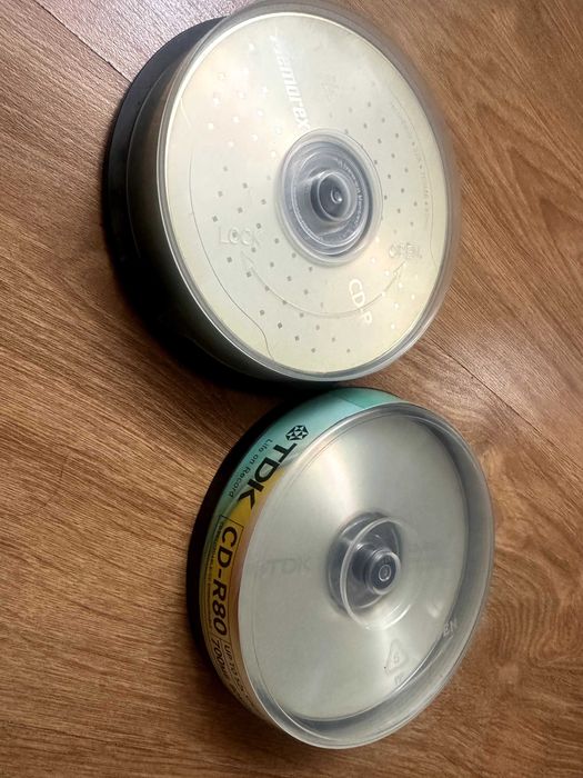 22 CR-R 700Mb 80 min