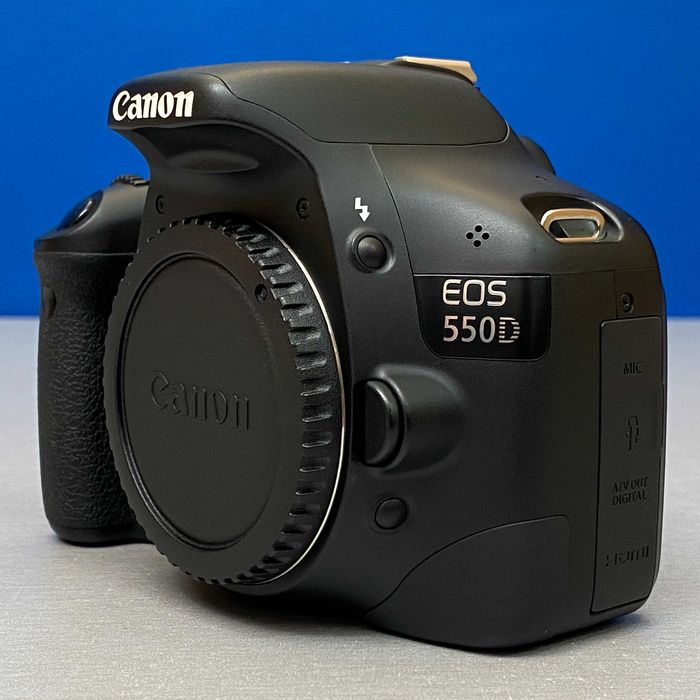 Canon EOS 550D (Corpo) - 18MP
