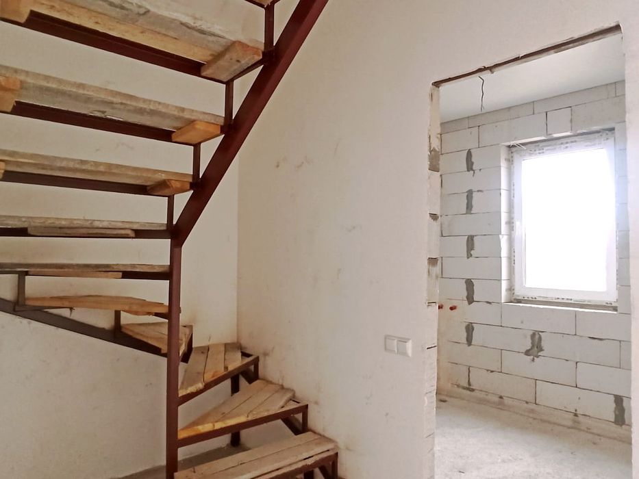 Таунхаус Чистовий 90 м² в Агрономічному, 3 спальні