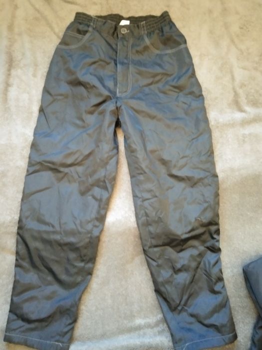 Безкоштовно віддам демісезоні речі для хлопчика