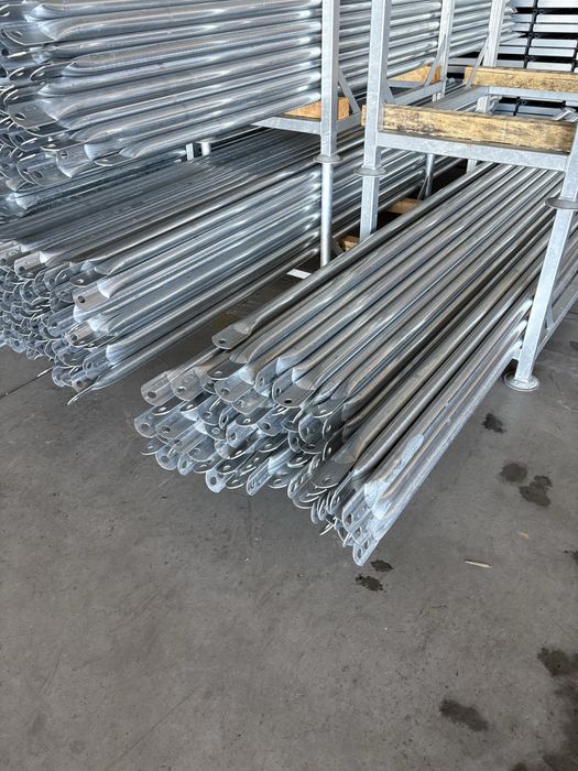 Rusztowanie elewacyjne 170m2 Podesty drewniane typ plettac