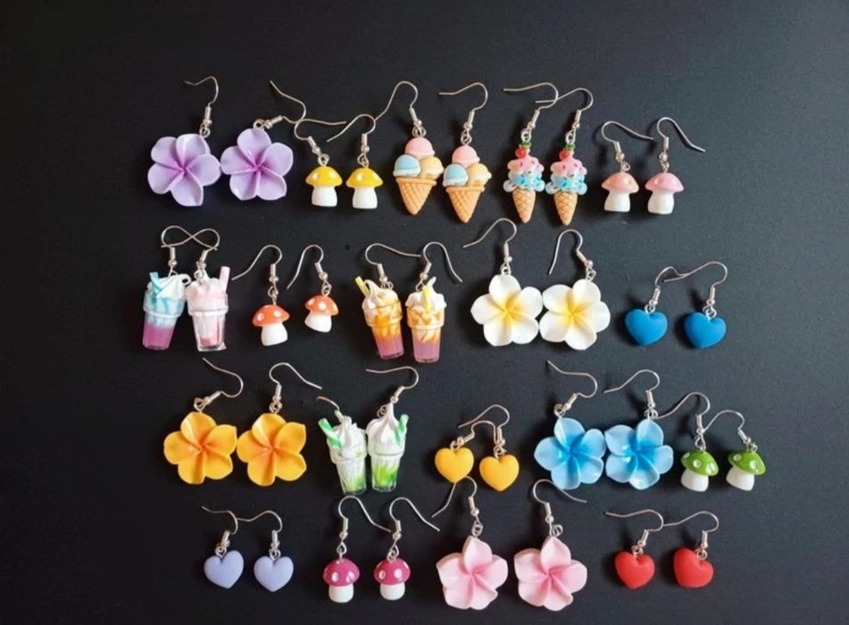 Fun earrings. New. €2.20 each